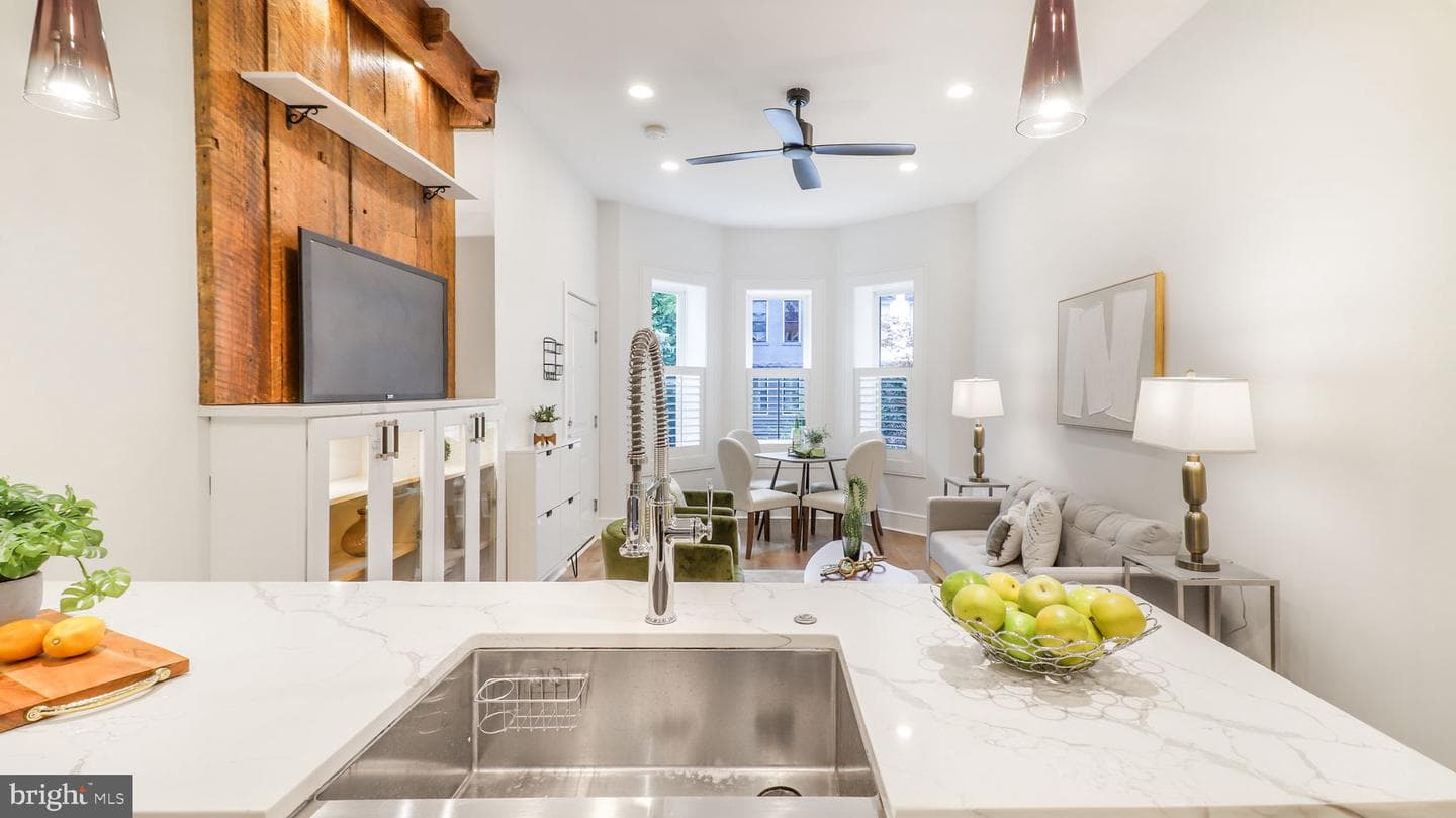1306 Monroe Street NW #1 photo 7