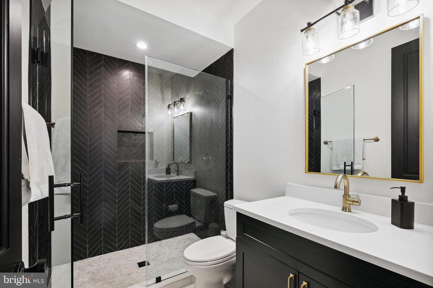 6455 Barnaby Street NW photo 37