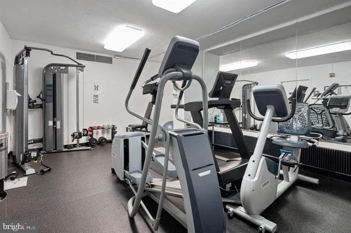 4101 Cathedral Avenue NW #409 photo 18