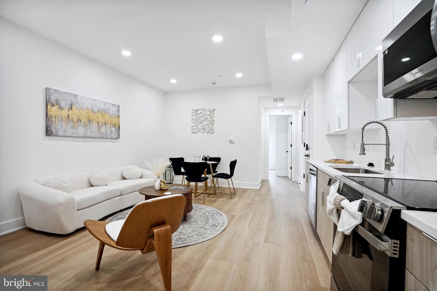 1372 Bryant Street NE #3a photo 5