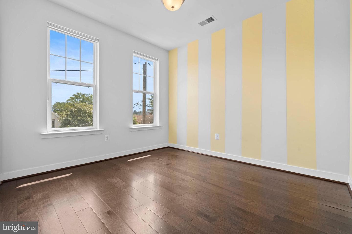 3334 7th Street NE photo 25