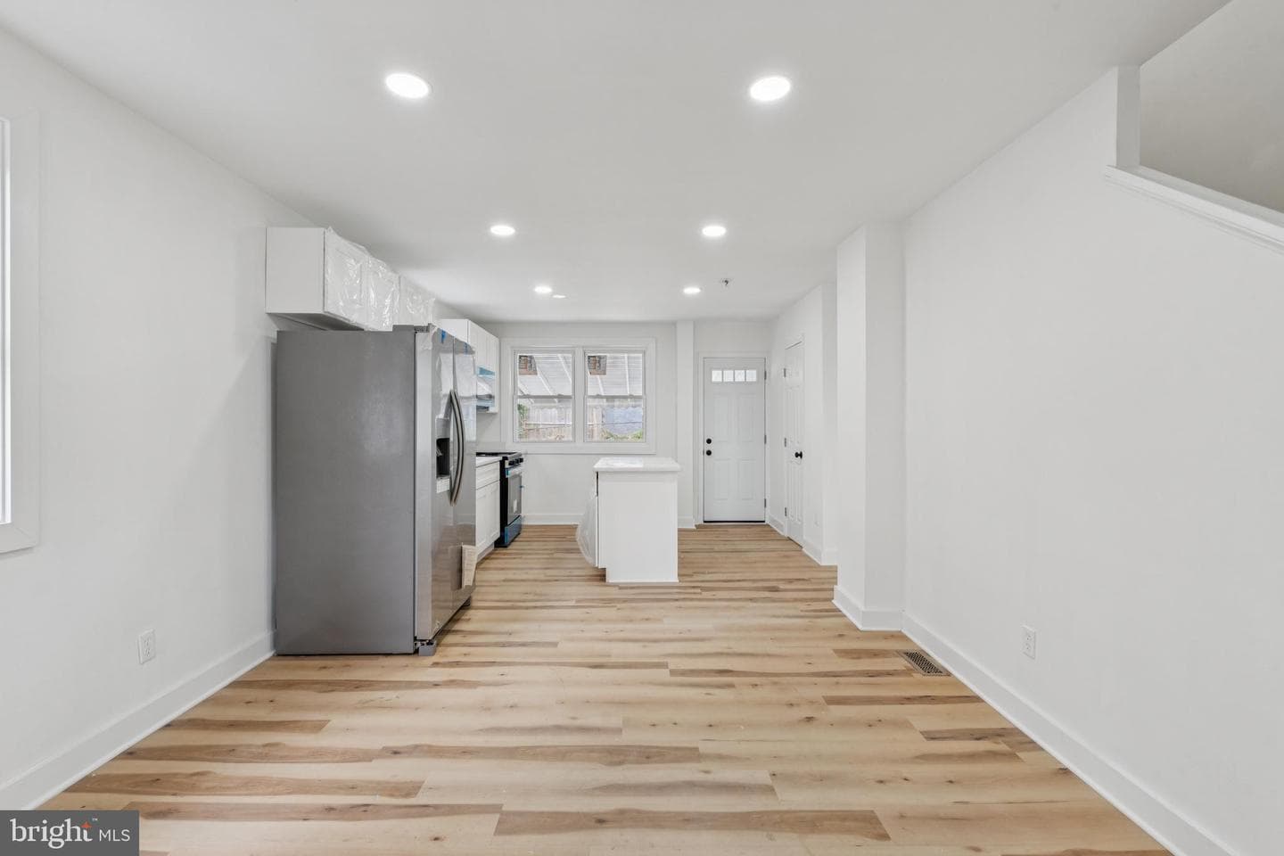 24 55th Street NE photo 5