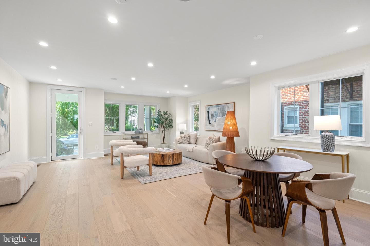 4435 Harrison Street NW photo 6