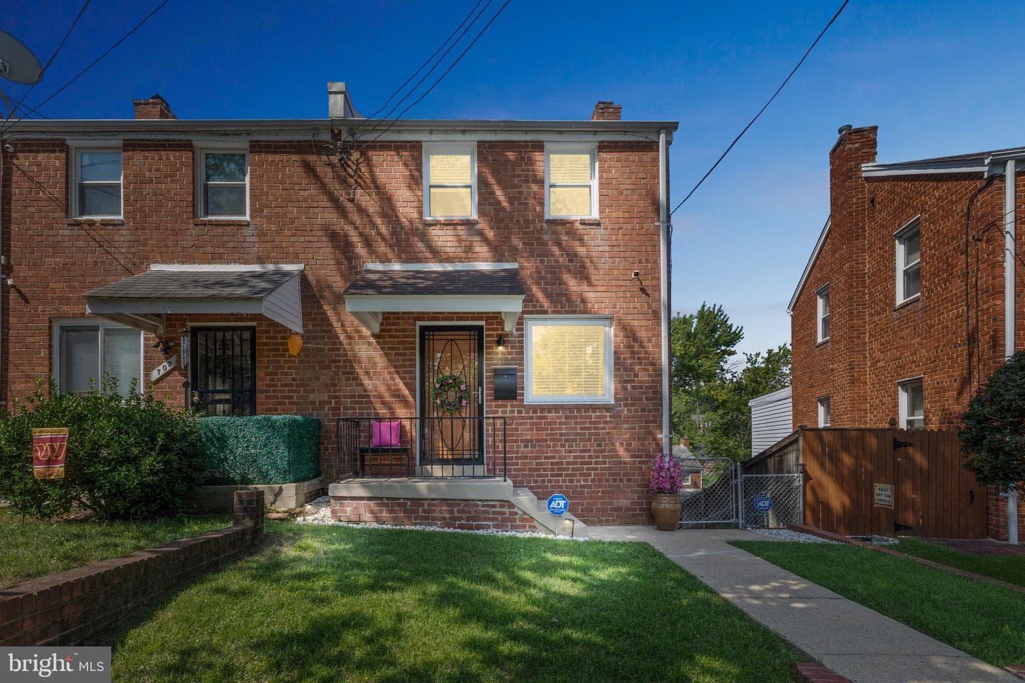 707 Hilltop Terrace SE