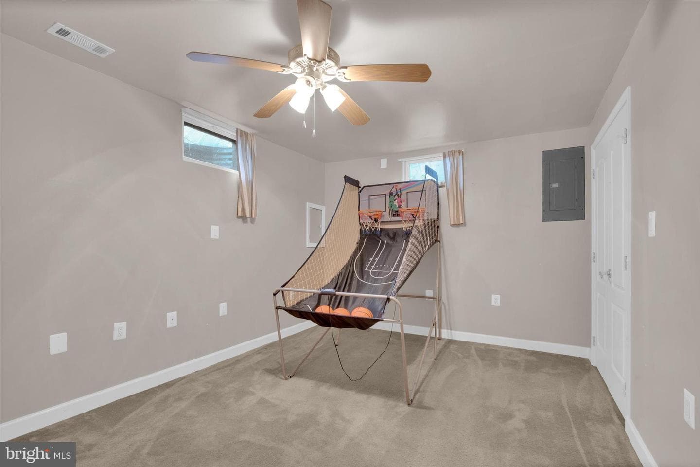728 49th Street NE photo 24