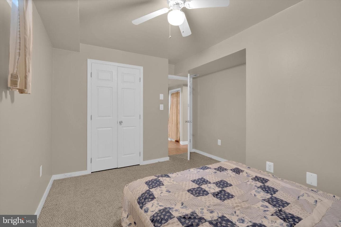 728 49th Street NE photo 28