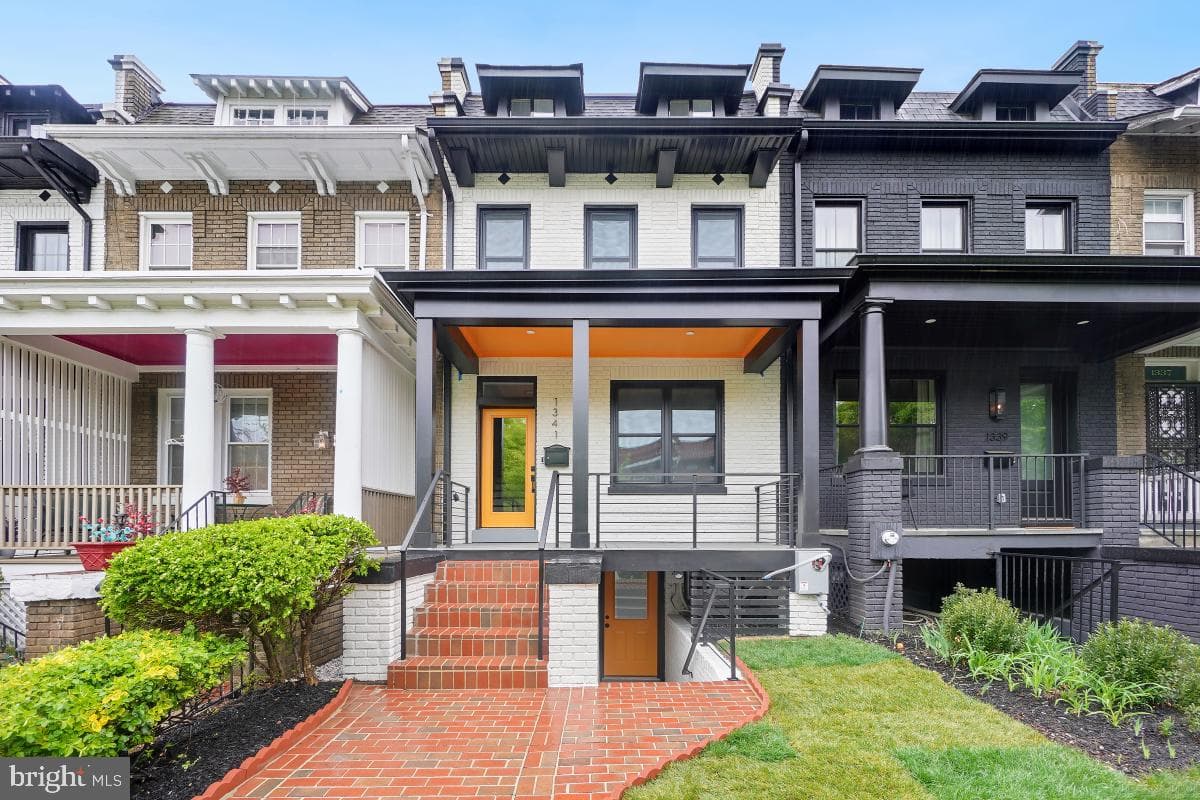 1341 Quincy Street NW photo 2