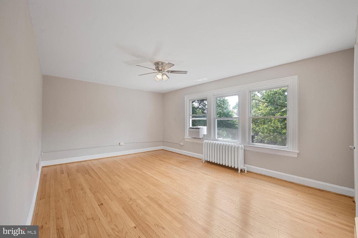 1355 Kennedy Street NW photo 11