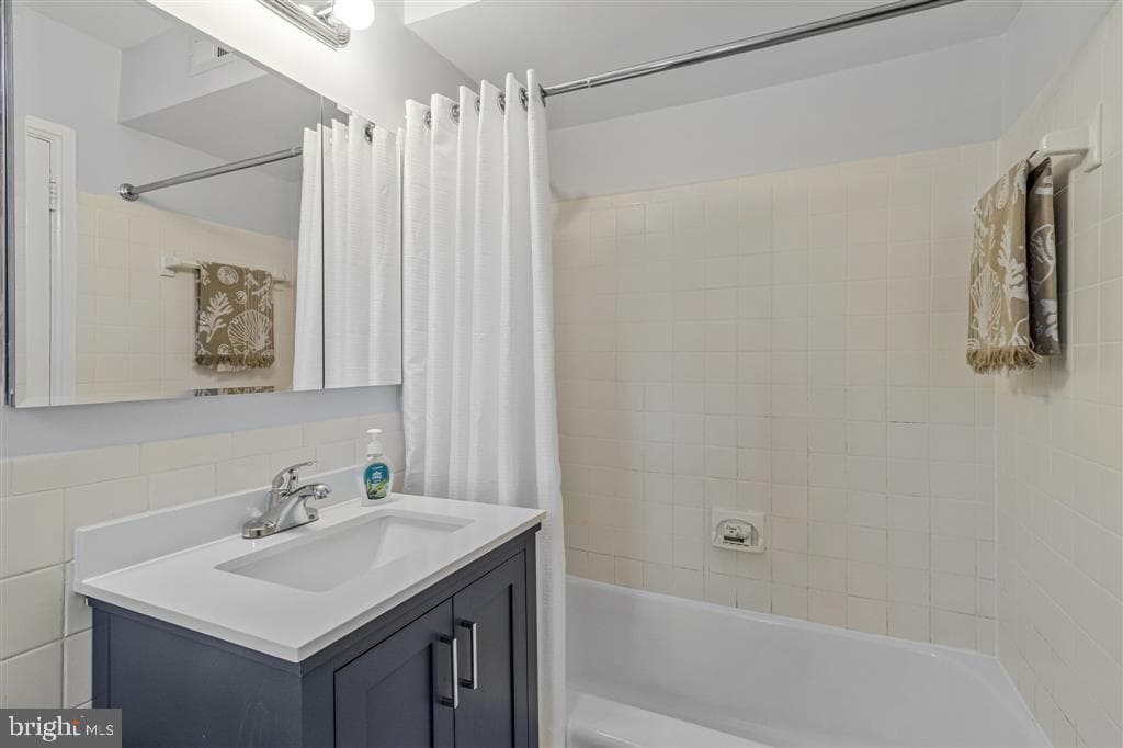 3420 39th Street NW #c705 photo 14