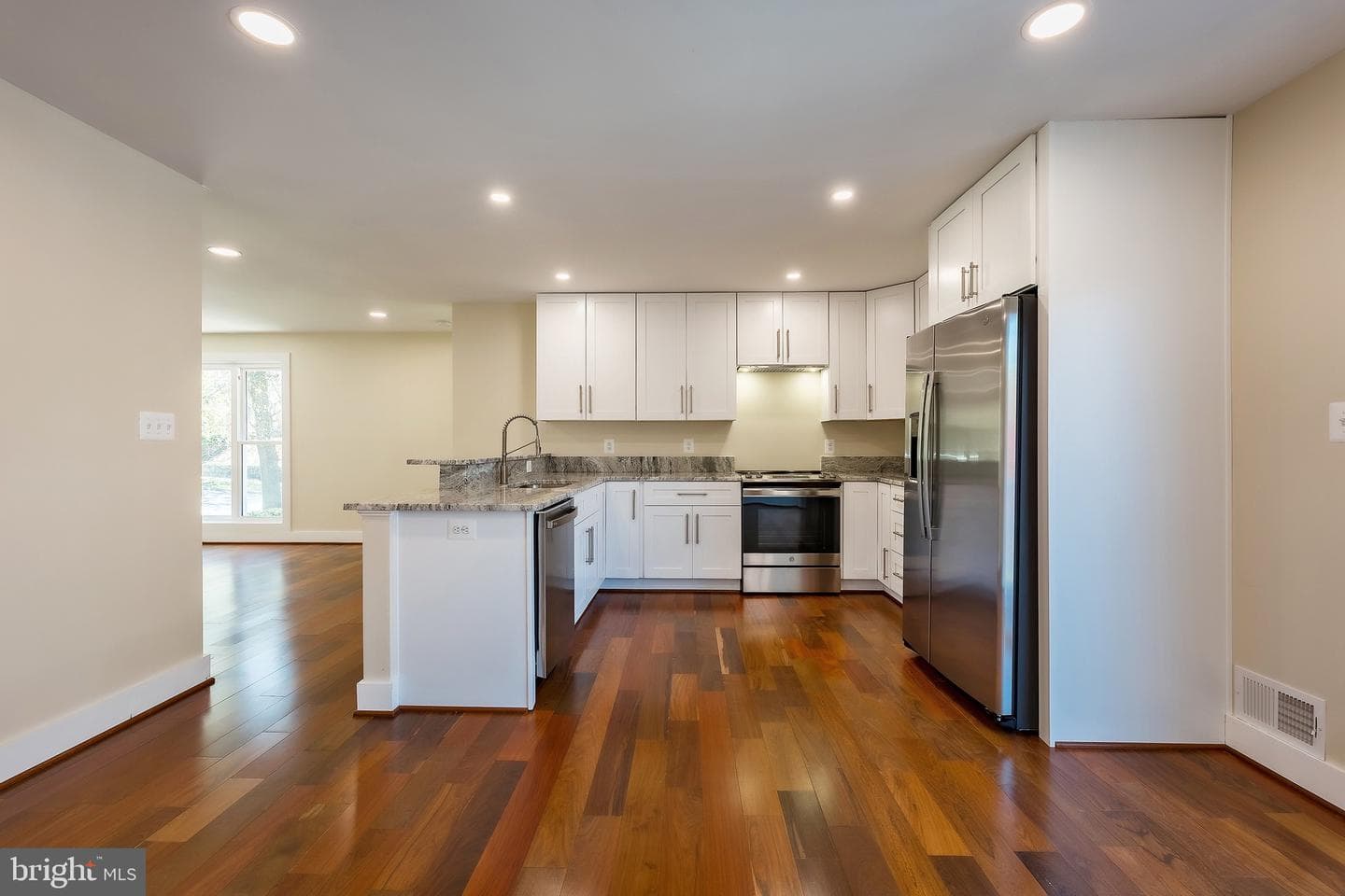 3651 Highwood Drive SE photo 22