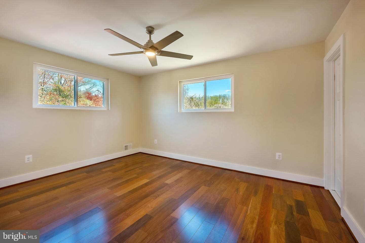 3651 Highwood Drive SE photo 31