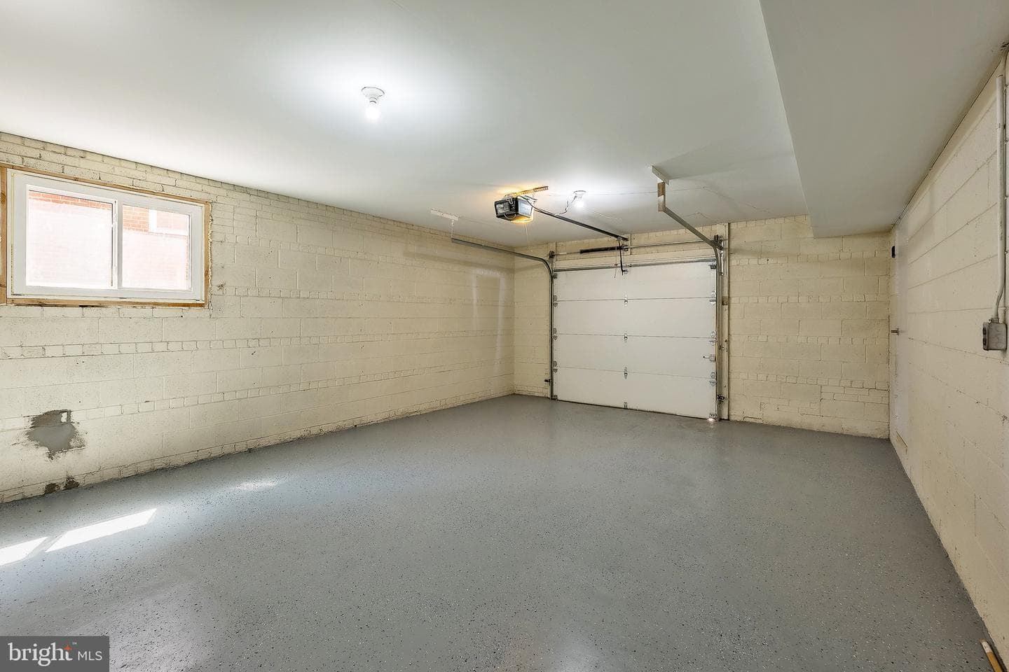 3651 Highwood Drive SE photo 57