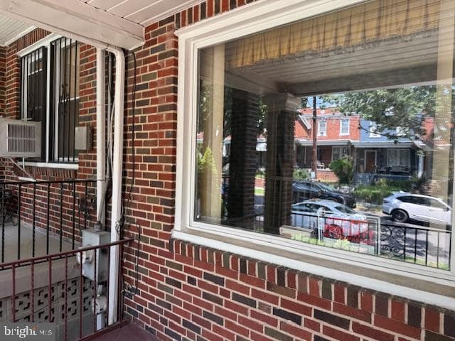 118 Longfellow Street NW photo 3