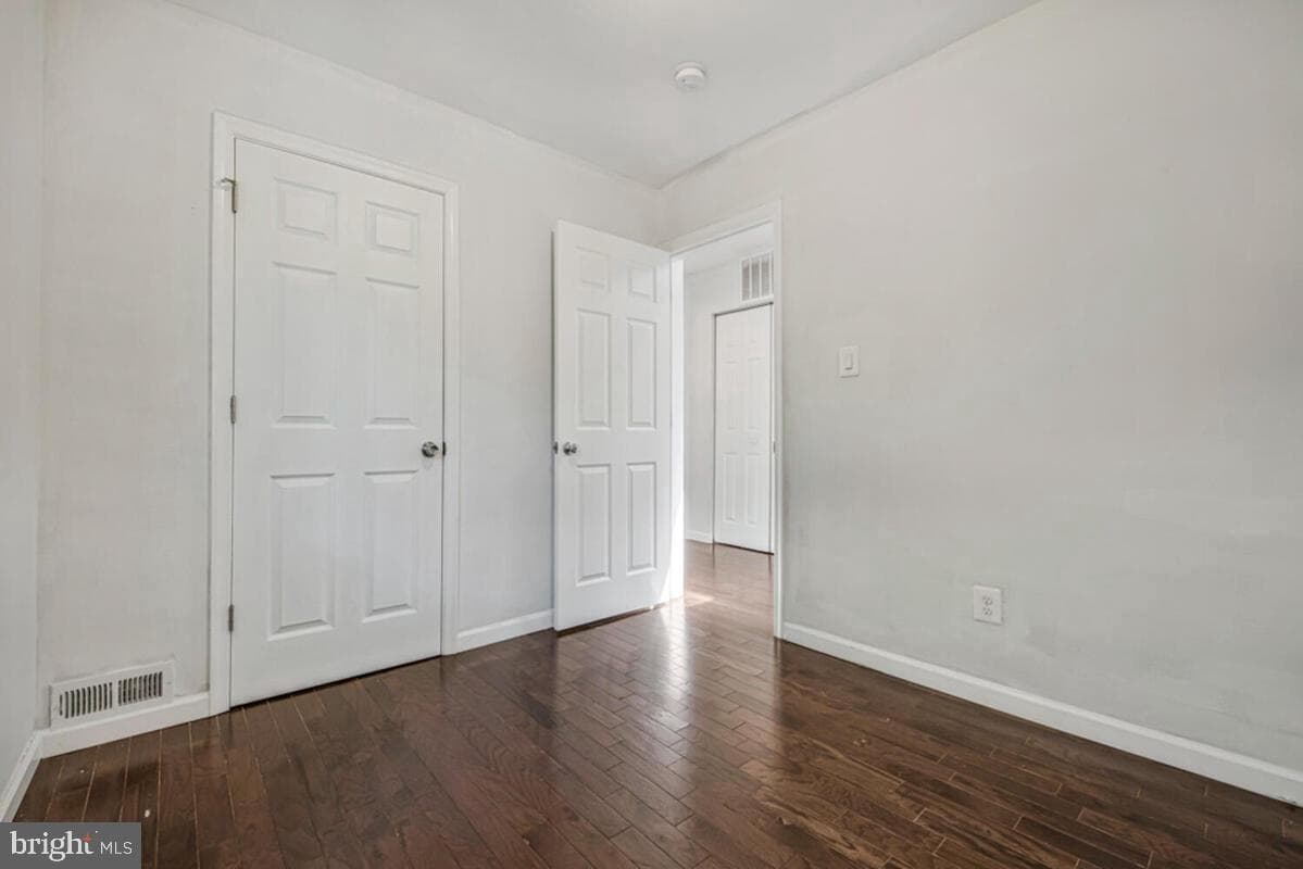 5318 Jay Street NE photo 24