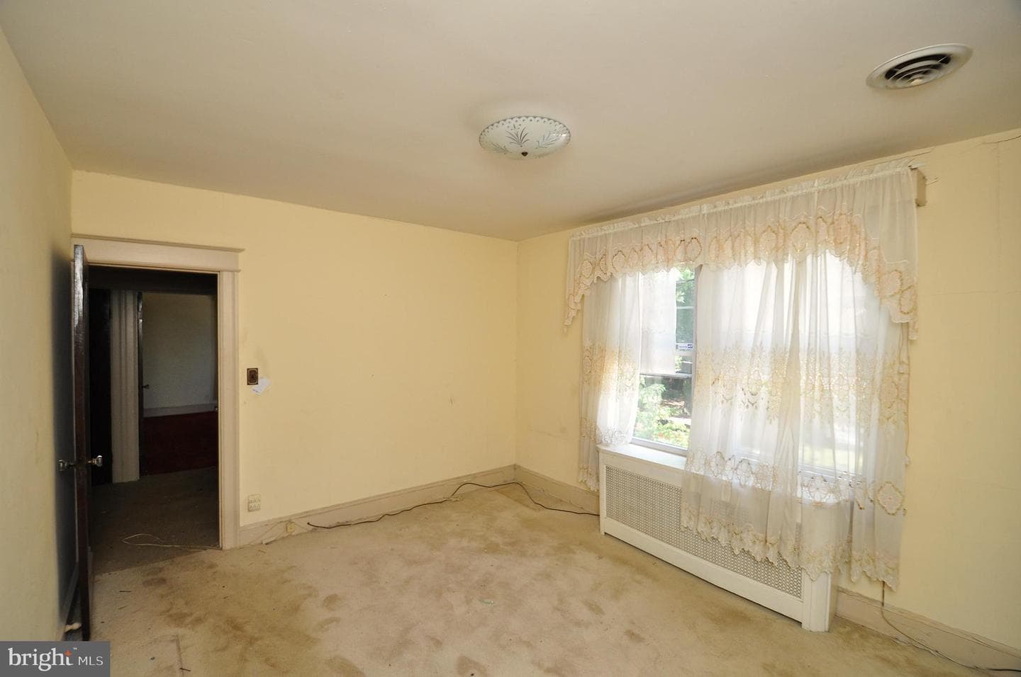 1619 Evarts Street NE photo 14