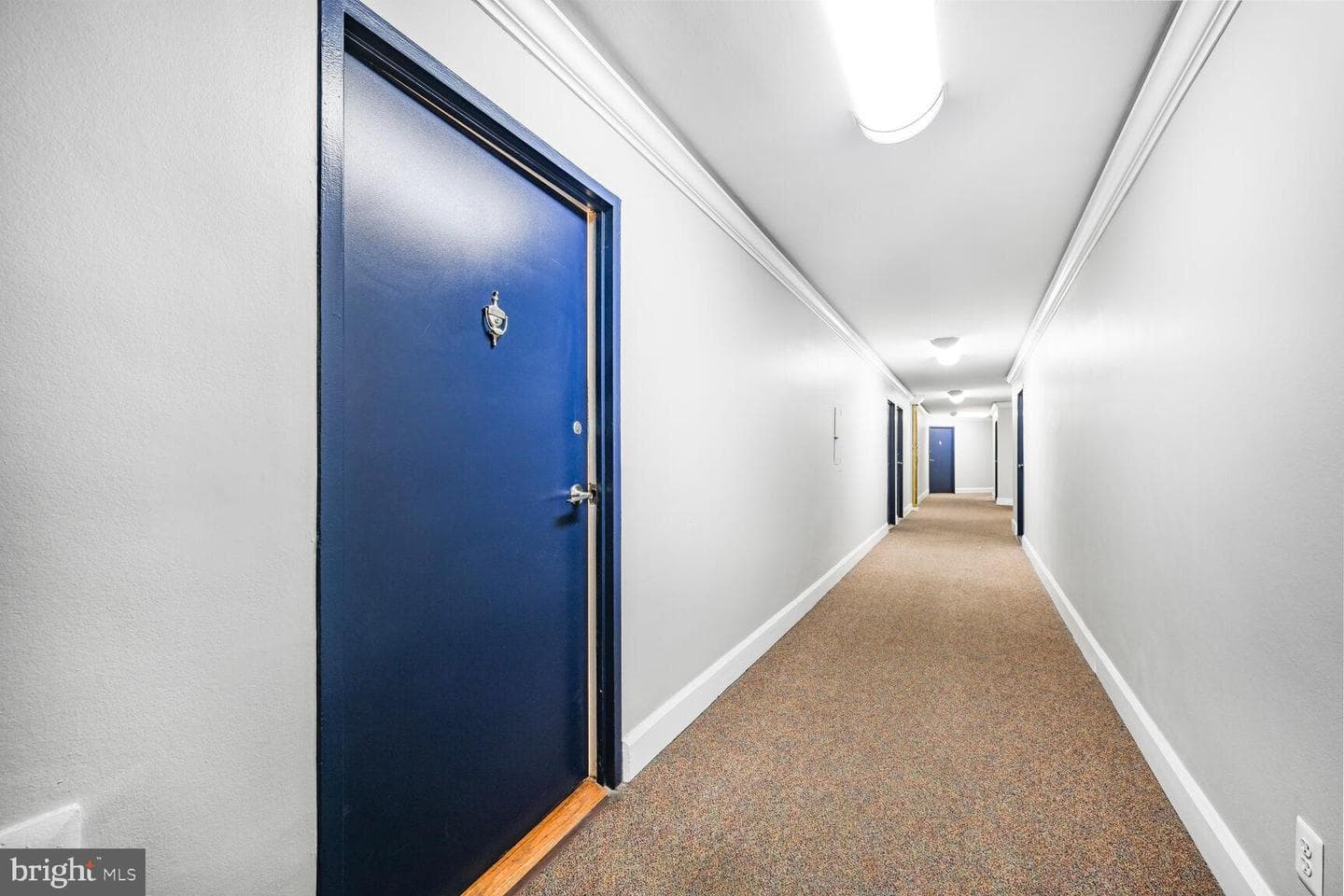 1801 Clydesdale Place NW #407 photo 3