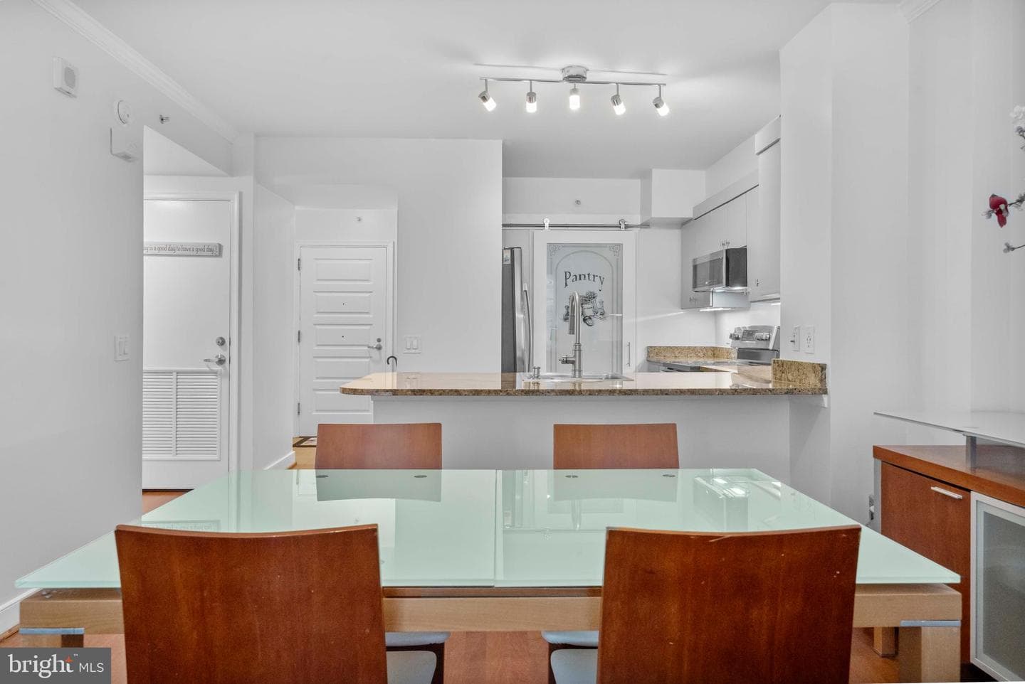 616 E Street NW #522 photo 10