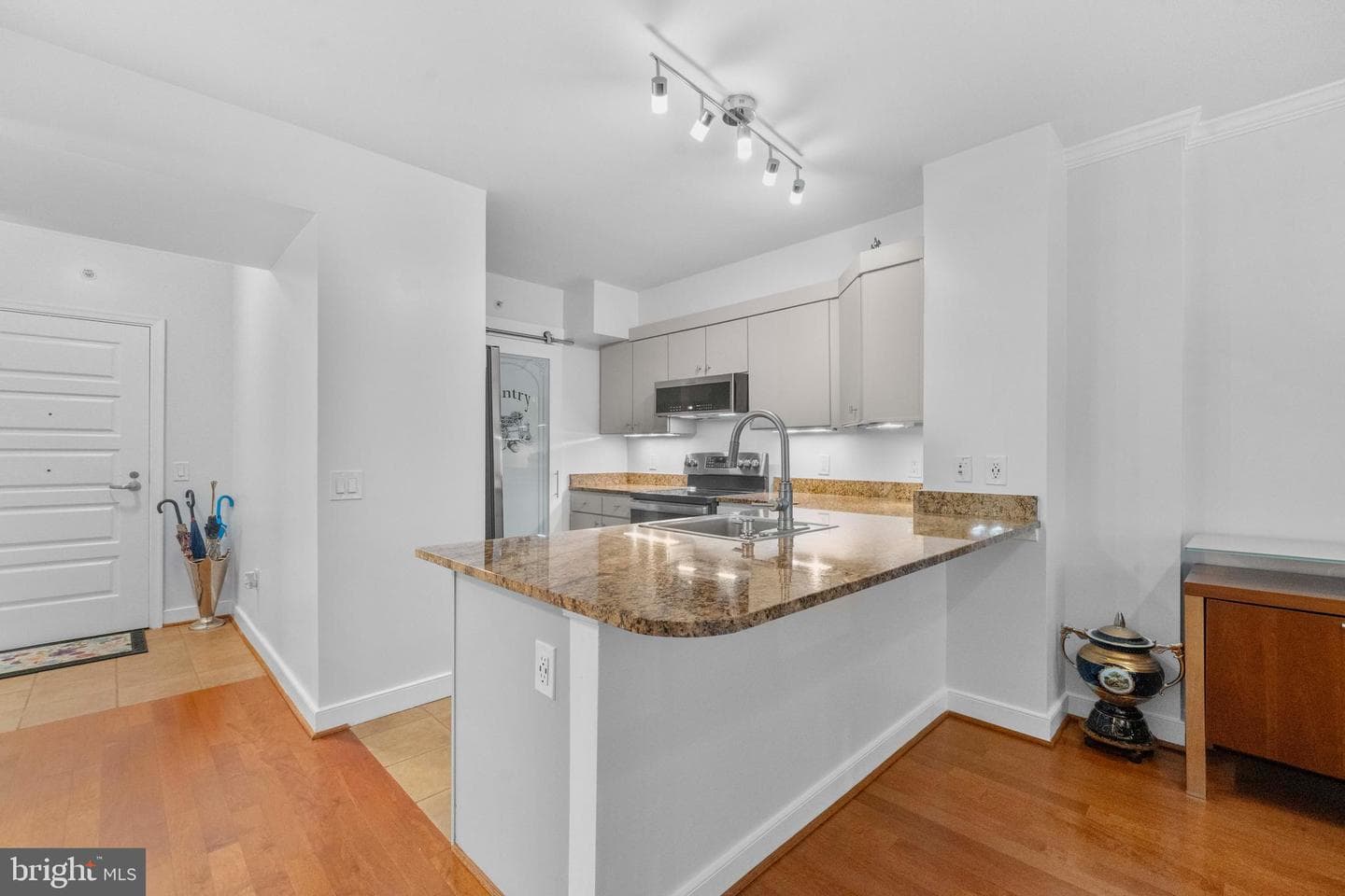 616 E Street NW #522 photo 11