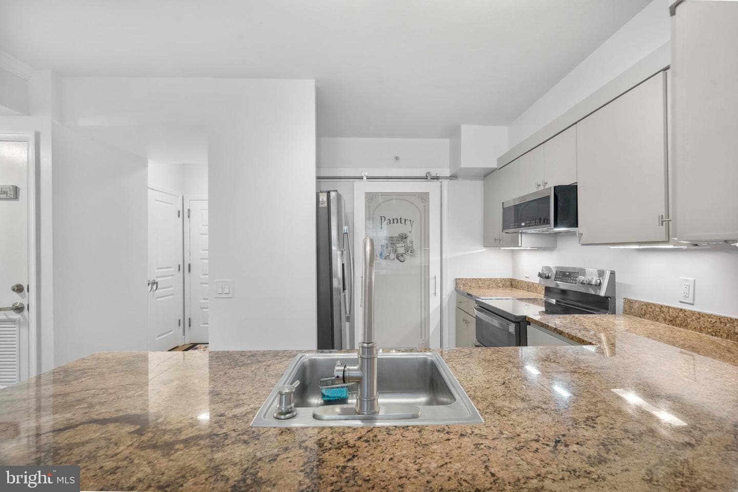 616 E Street NW #522 photo 14