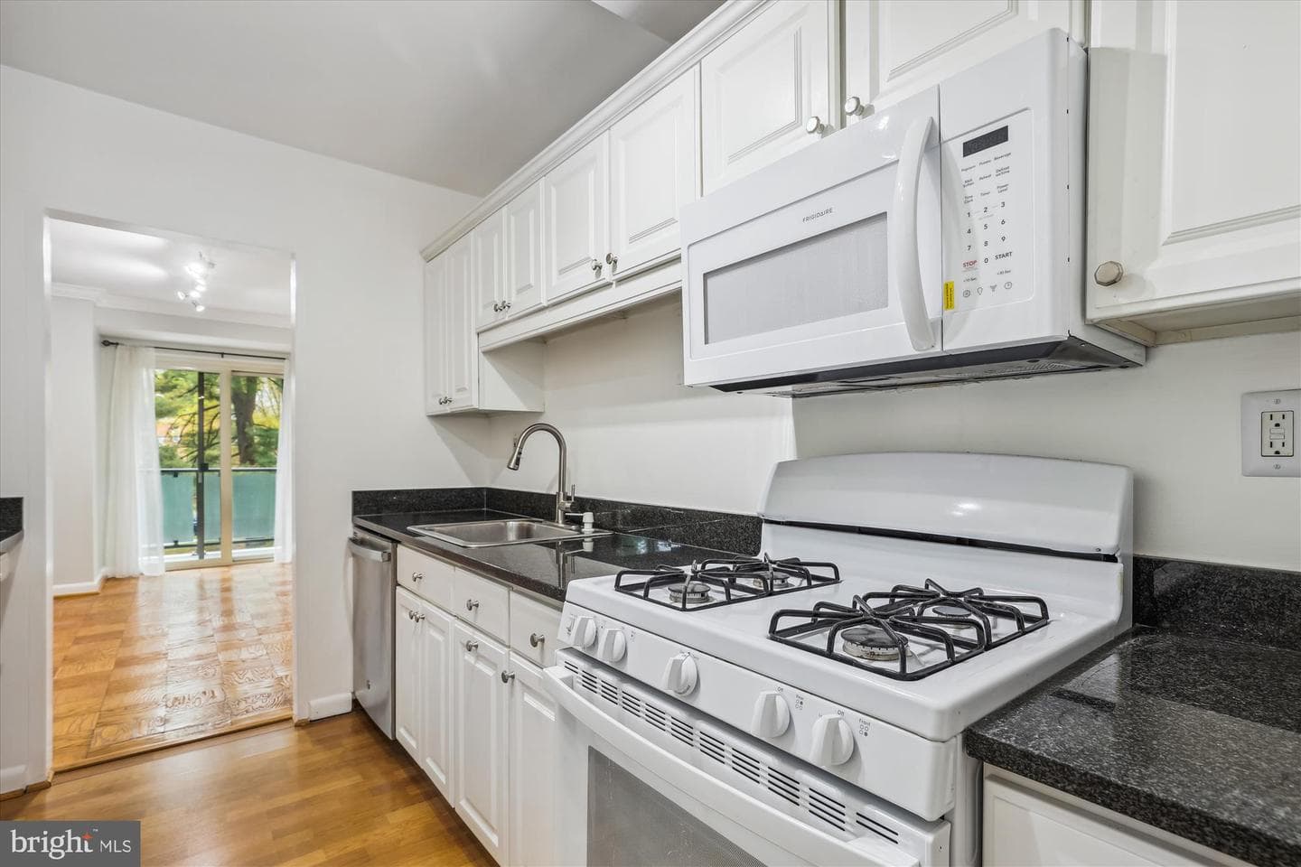 4201 Cathedral Avenue NW #507w photo 14