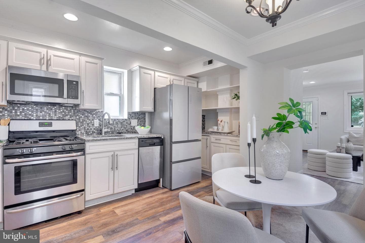 2842 30th Street NE, Washington