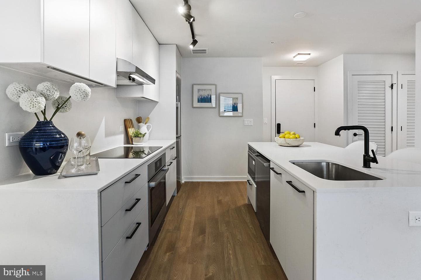 1625 Eckington Place NE #ph217 photo 8