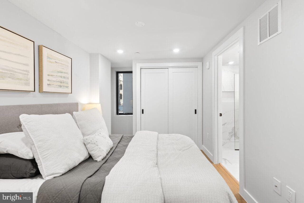 1208 M Street NW #11 photo 24