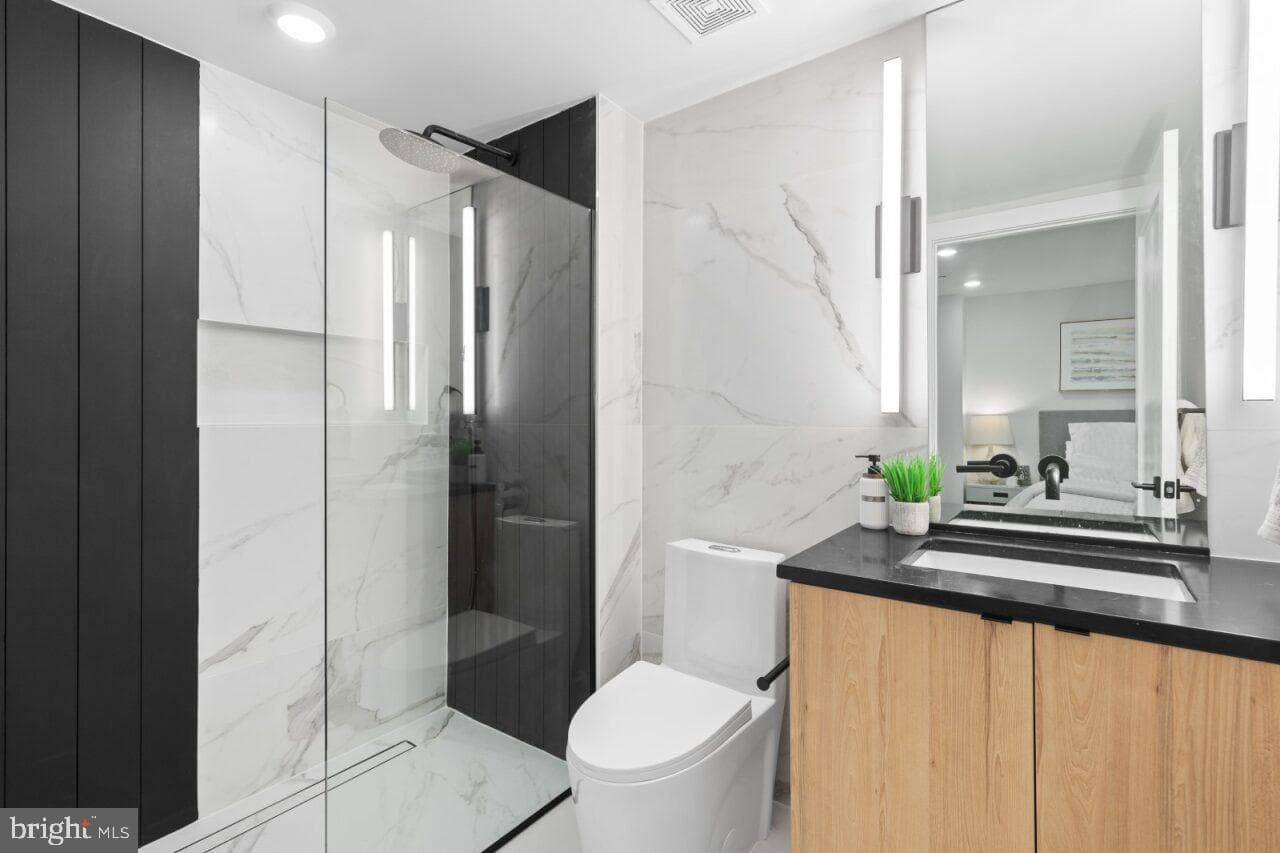 1208 M Street NW #11 photo 26