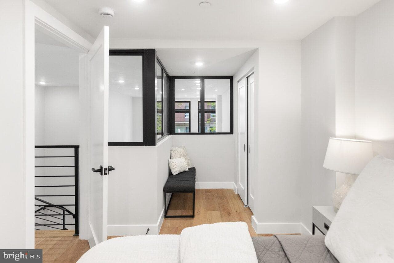 1208 M Street NW #11 photo 27