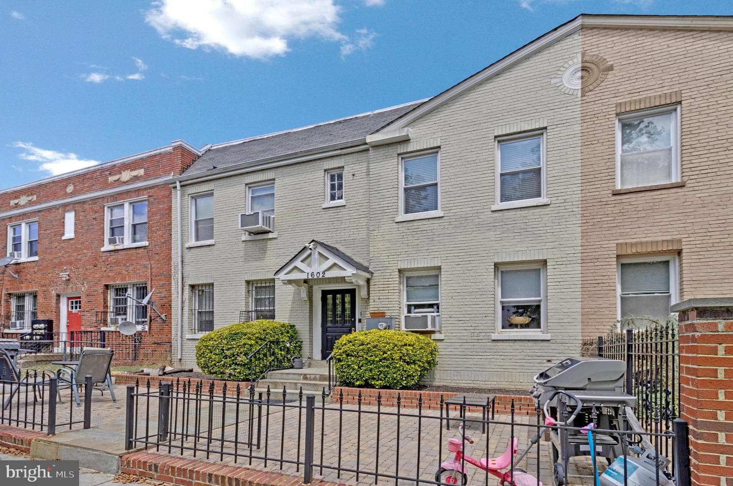 1602 Isherwood Street NE #3 photo 3