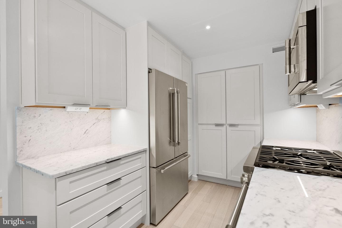 700 New Hampshire Avenue NW #303 photo 6