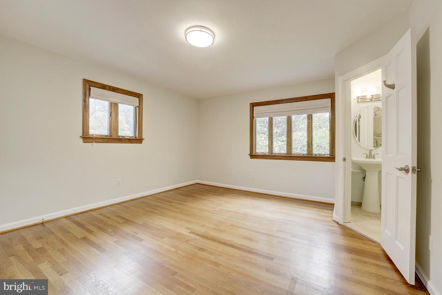 4516 45th Street NW photo 28