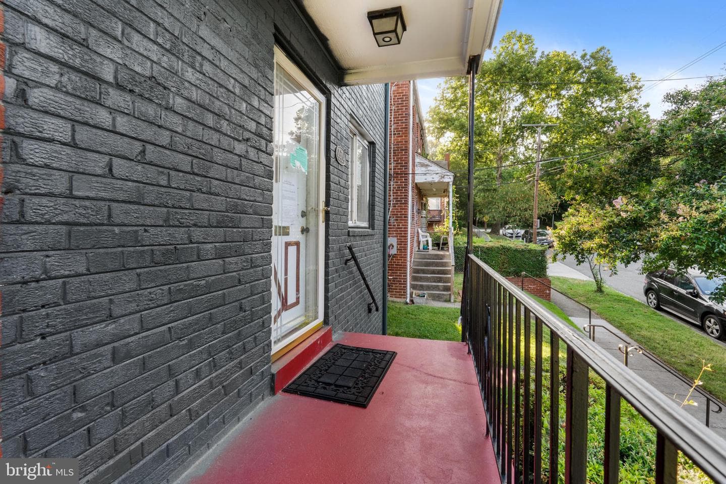 4414 Dubois Place SE photo 2