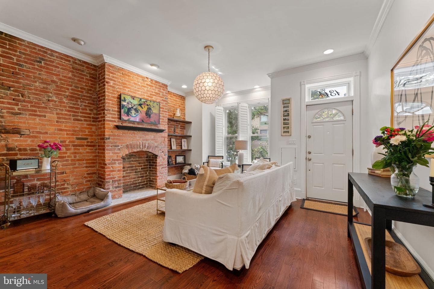 1314 C Street SE photo 3