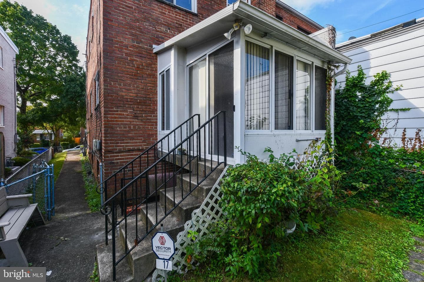 17 Tuckerman Street NW photo 41
