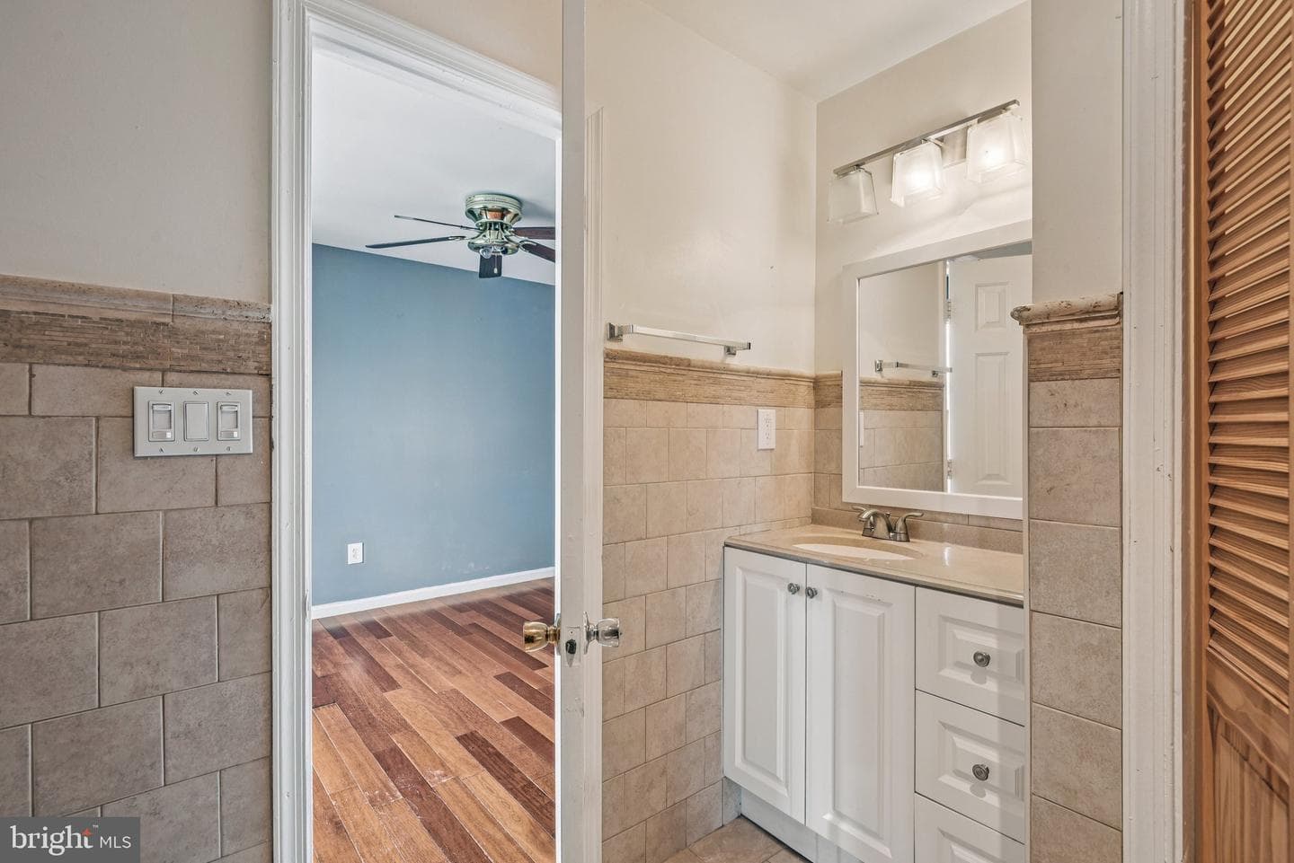 1844 Bryant Street NE photo 16