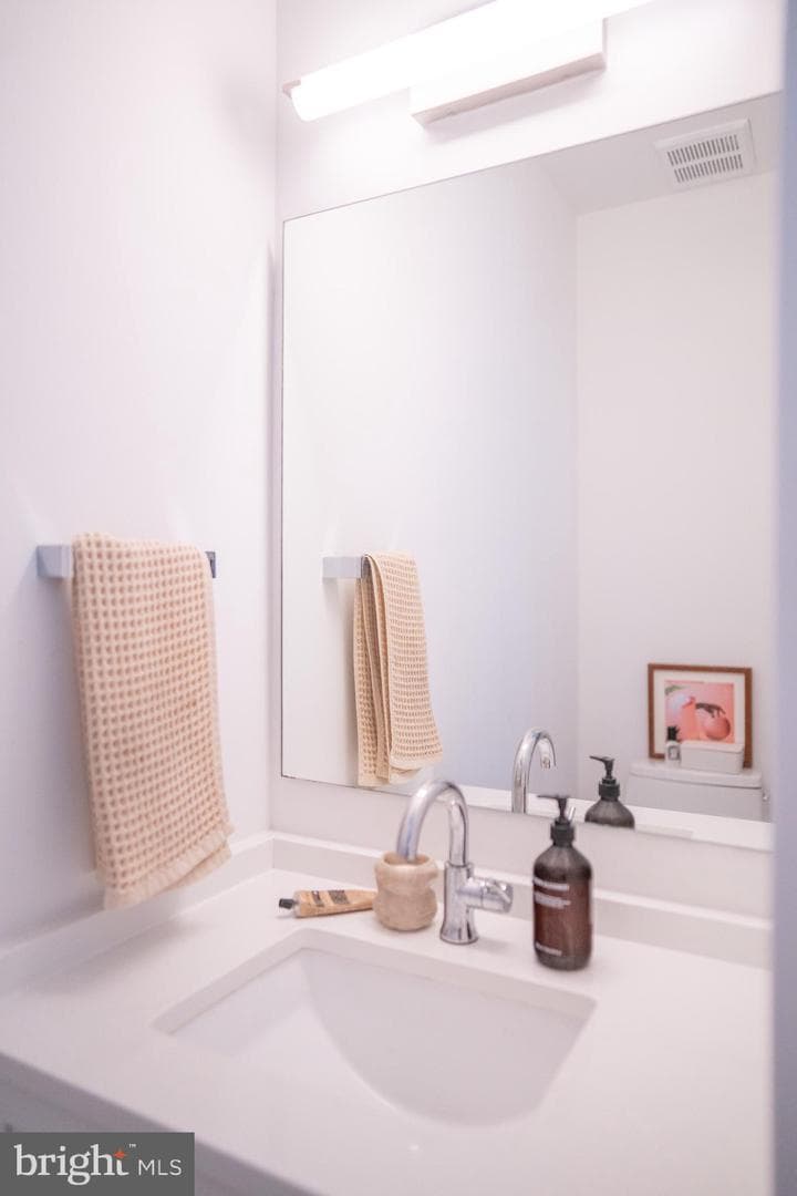 1201 Kearny Street NE #101 photo 14