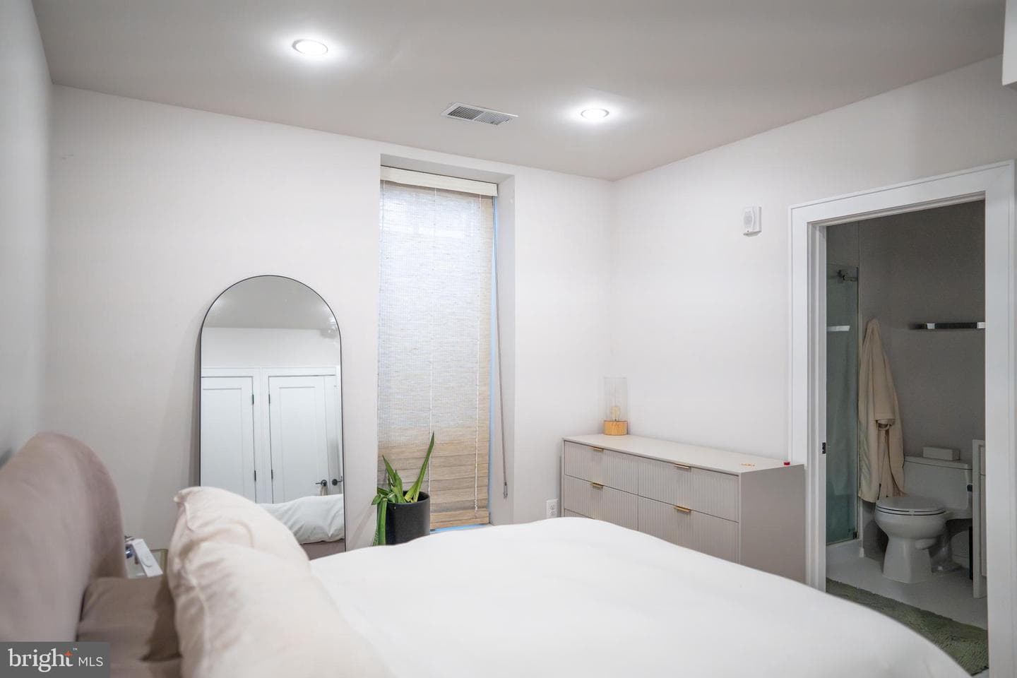 1201 Kearny Street NE #101 photo 21