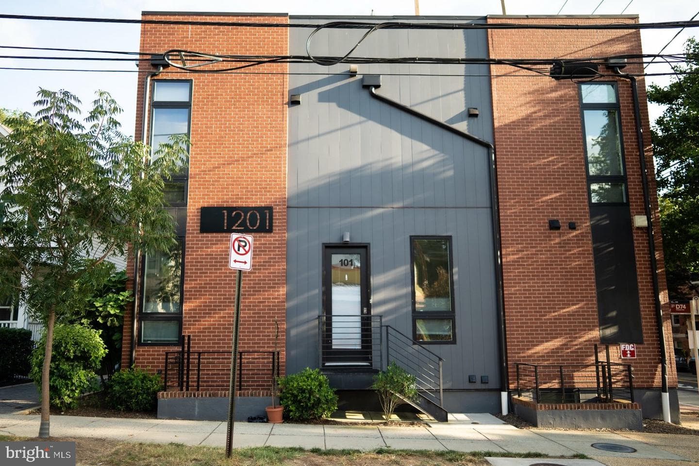 1201 Kearny Street NE #101 photo 37