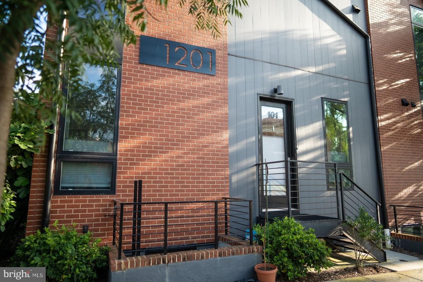 1201 Kearny Street NE #101 photo 38