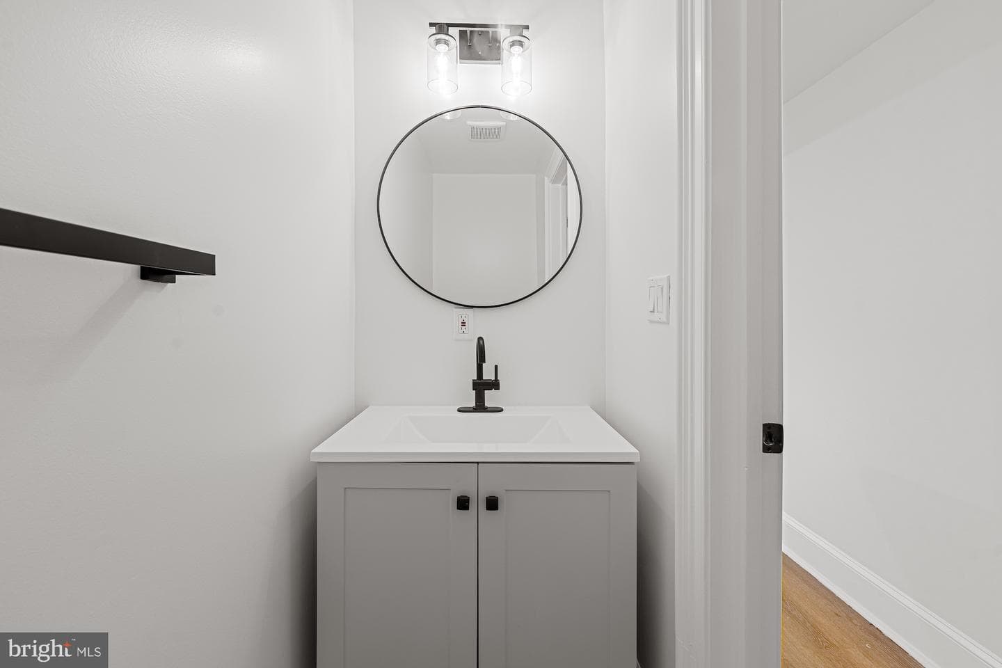 15 Seaton Place NE #1 photo 9