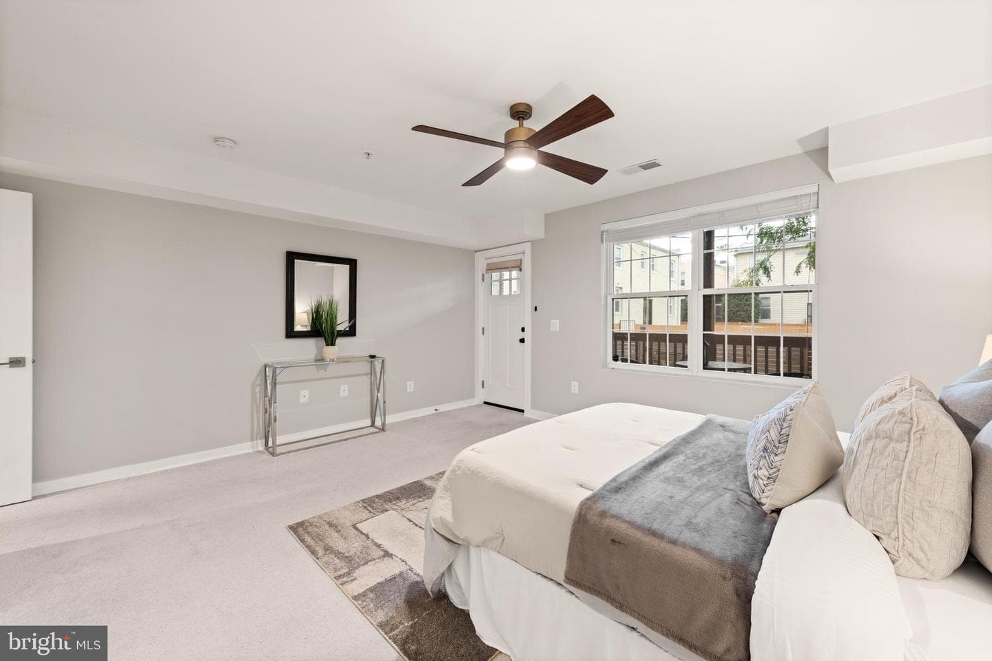 1812 D Street NE #1 photo 16