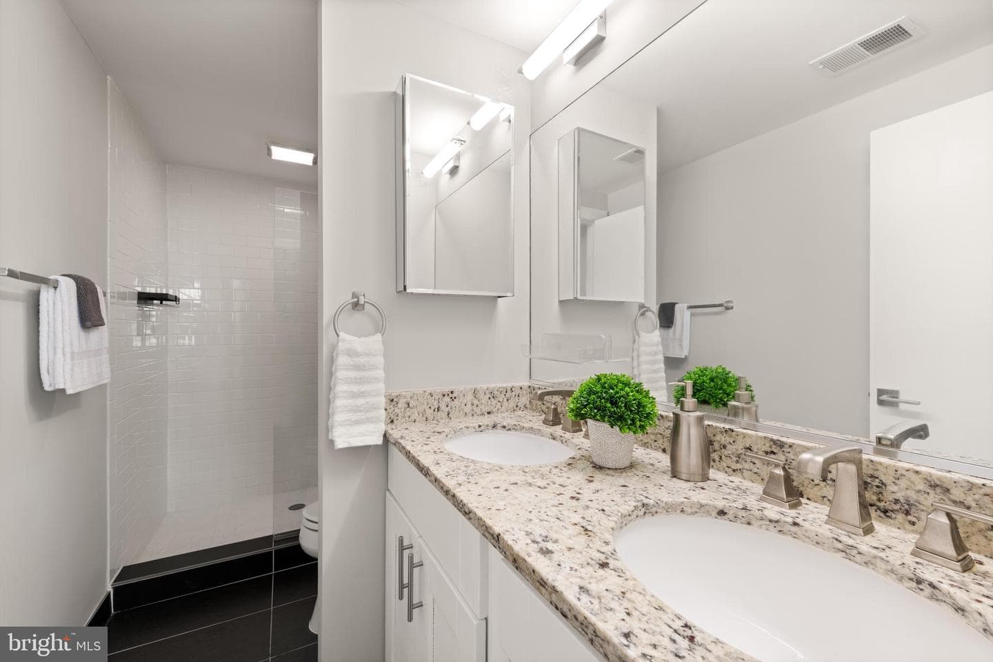 1812 D Street NE #1 photo 17