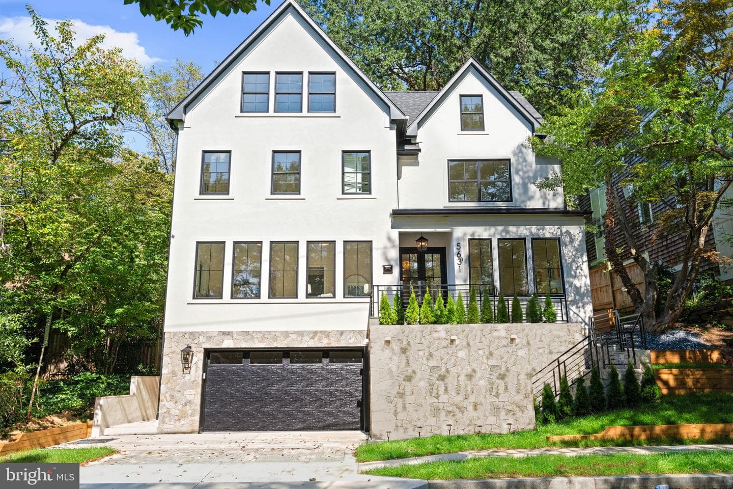 5631 Macarthur Boulevard NW, Washington