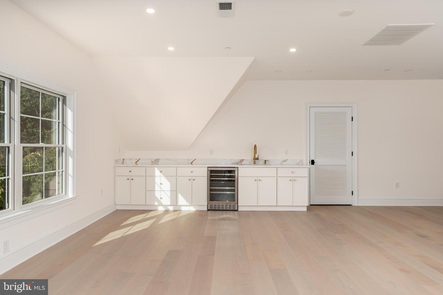 5631 Macarthur Boulevard NW photo 49