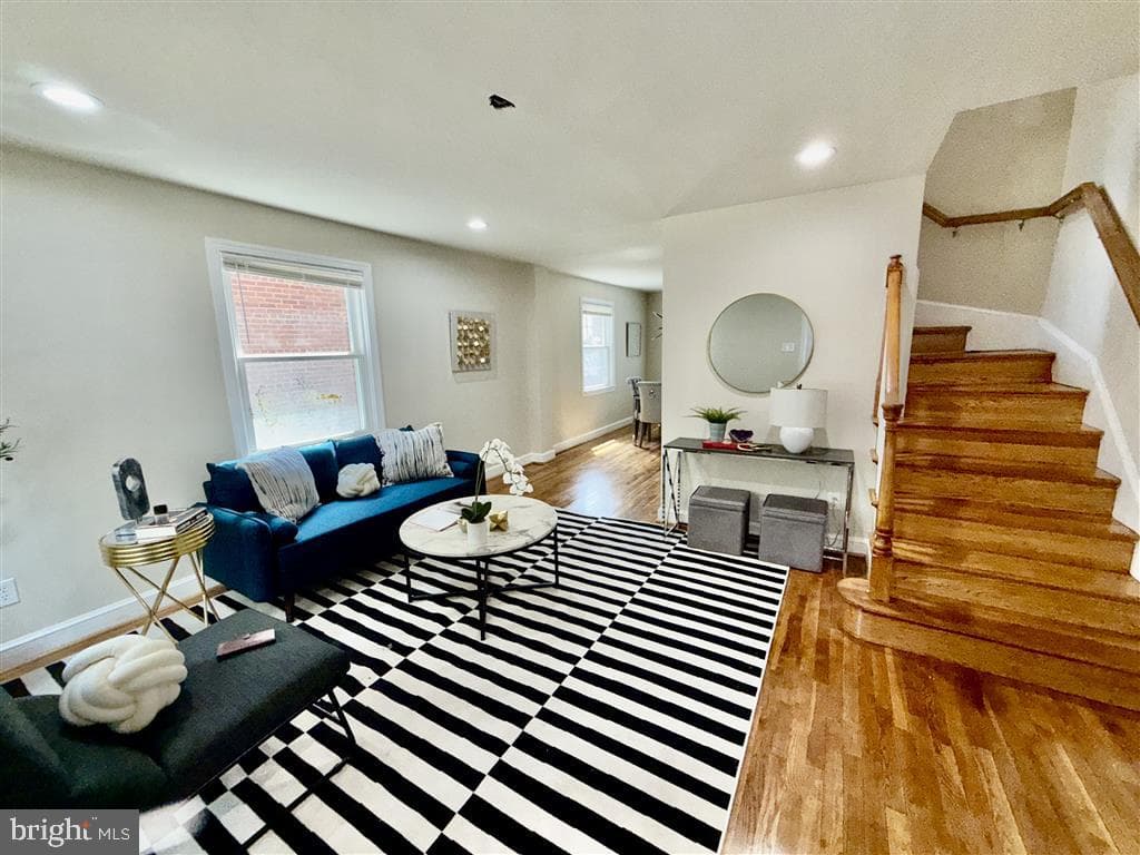 3335 Dubois Place SE photo 9
