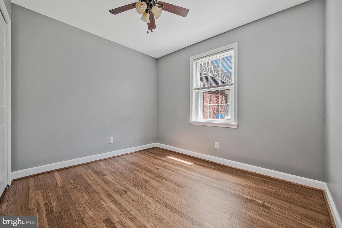 2106 Suitland Terrace SE photo 22