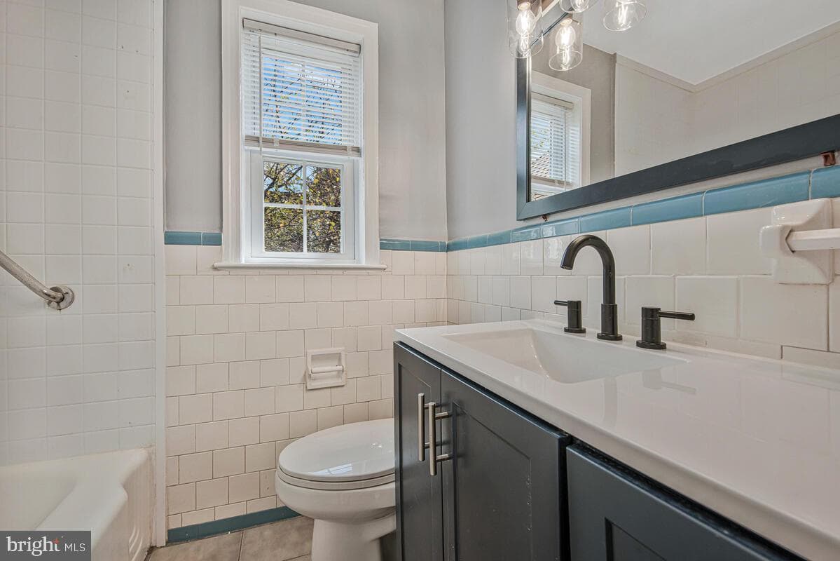 2106 Suitland Terrace SE photo 23