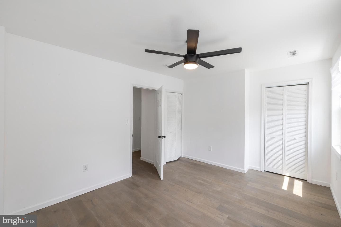 836 Xenia Street SE photo 21