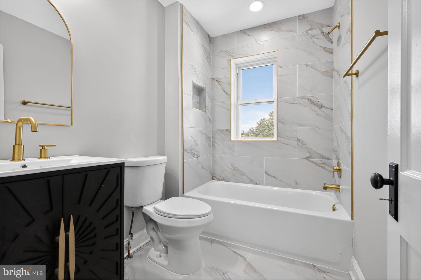 4710 12th Street NE photo 11